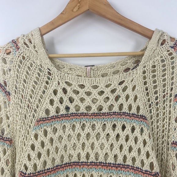 Boho fisherman’s open weave lace long cream tunic with hood and fringe - Picture 2 of 16